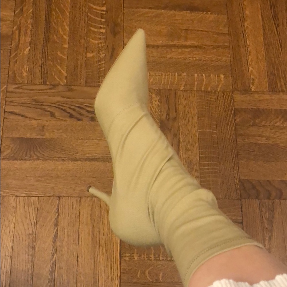 Yeezy Season 6 Stretch Canvas Booties